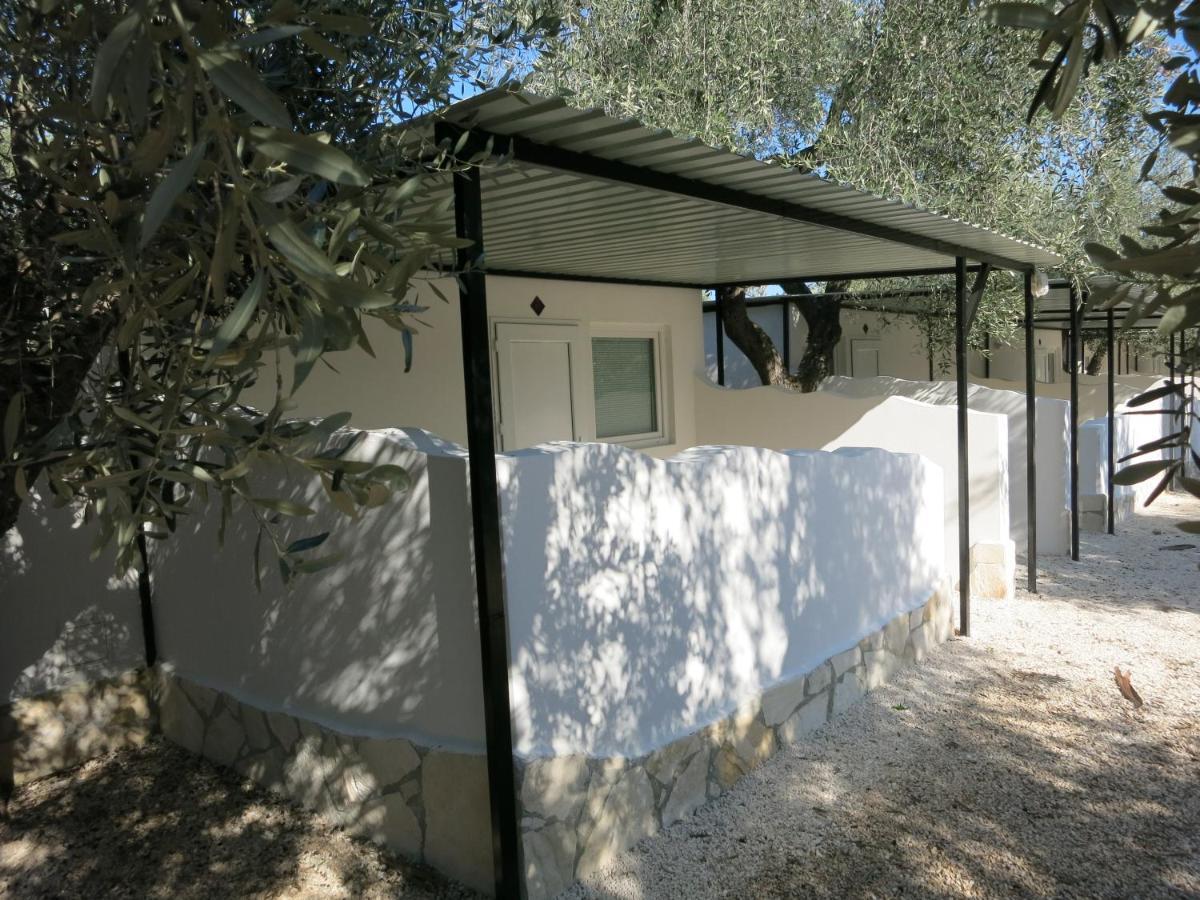 Apartments Villaggio Riccio Mattinata Εξωτερικό φωτογραφία
